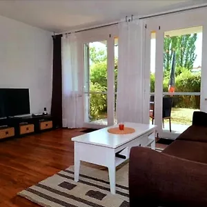 annas-apartment.stuttgart-hotel.com/